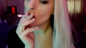 SEXY MODEL ANNIEO GIVES TRIBUTE TO HER SMOKING FETISH FANS
